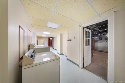 83 Dartmouth Street, Forest Hills, NY 11375 - Photo 38