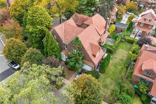 83 Dartmouth St, Forest Hills, NY 11375 - Photo 2