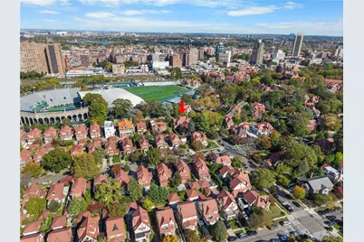 83 Dartmouth Street, Forest Hills, NY 11375 - Photo 46