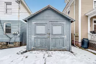 110 Franklin St, Kingston, NY 12401 - Photo 16