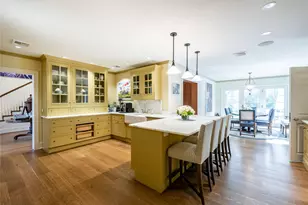 90 Elderfields Rd, Manhasset, NY 11030 - Photo 14