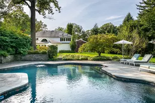 90 Elderfields Rd, Manhasset, NY 11030 - Photo 34