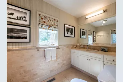 90 Elderfields Road, Manhasset, NY 11030 - Photo 22