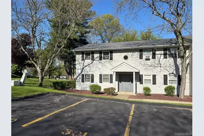 4 Locust Court #F, Fishkill, NY 12524 - Photo 1