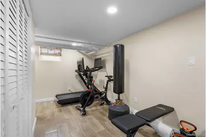 90 Boulevard, Pelham, NY 10803 - Photo 30