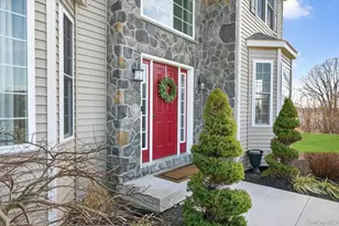 28 Wild Turkey Ln, Rock Tavern, NY 12575 - Photo 4