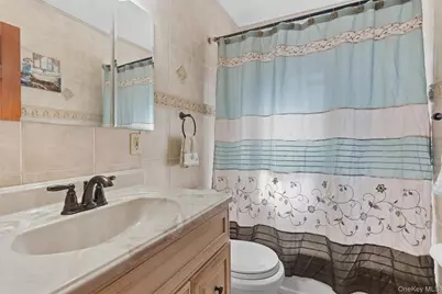 33-22 Jordan Street, Flushing, NY 11358 - Photo 8