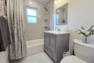 64 11th St, Ronkonkoma, NY 11779 - Photo 12