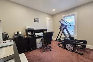 64 11th St, Ronkonkoma, NY 11779 - Photo 14