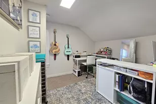 64 11th St, Ronkonkoma, NY 11779 - Photo 16