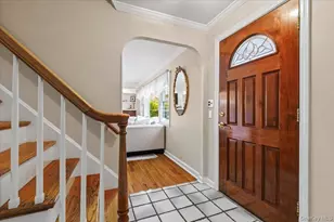 52 Windsor Ter, Yonkers, NY 10701 - Photo 2