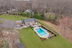 431 Woodbury Rd, Cold Spring Harbor, NY 11724 - Photo 26