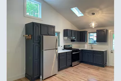 41 Chestnut Avenue, Setauket, NY 11733 - Photo 4