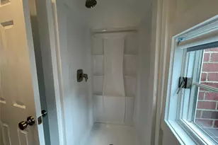 41 Chestnut Ave, Setauket, NY 11733 - Photo 8