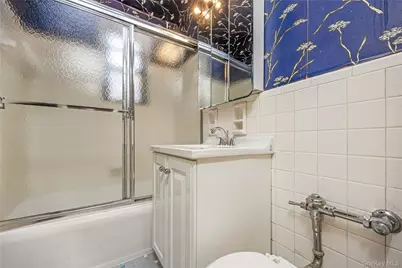 8035 Springfield Boulevard #3C, Bellerose, NY 11427 - Photo 10