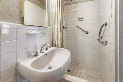 8035 Springfield Boulevard #3C, Bellerose, NY 11427 - Photo 8