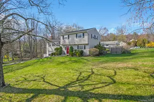 1 Anne Pl, Pleasantville, NY 10570 - Photo 4