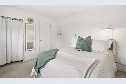 1 Anne Place, Pleasantville, NY 10570 - Photo 26