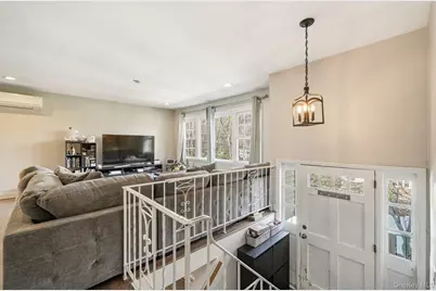 14 Dickinson Avenue, Nyack, NY 10960 - Photo 2