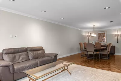 3 Oldfield, Roslyn, NY 11576 - Photo 4