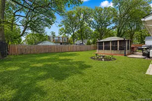 11 Seaford Rd, Mastic Beach, NY 11951 - Photo 16