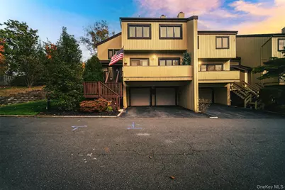 16 Arapaho Court, Suffern, NY 10901 - Photo 1