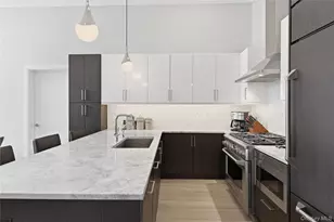 100 Garvies Point Rd, Glen Cove, NY 11542 - Photo 10