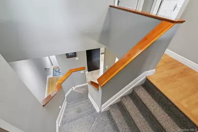 26 Village Green #26, Bardonia, NY 10954 - Photo 26