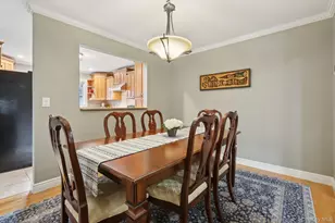 26 Village Green, Bardonia, NY 10954 - Photo 8