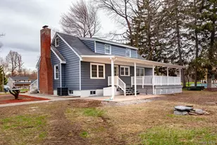 15 Waring Rd, Newburgh, NY 12550 - Photo 2