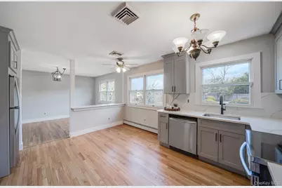 71 Loop Drive, Sayville, NY 11782 - Photo 12