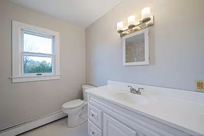 71 Loop Drive, Sayville, NY 11782 - Photo 24