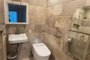 389 Clubhouse Ct, Coram, NY 11727 - Photo 10