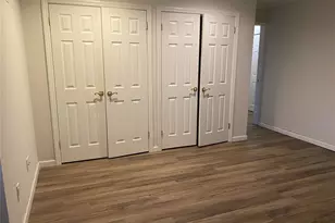 389 Clubhouse Ct, Coram, NY 11727 - Photo 8