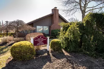 47 Greenmeadow Court, Deer Park, NY 11729 - Photo 16