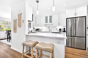 24 Carhart Ave, White Plains, NY 10605 - Photo 4