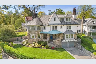 56 Park Avenue, Larchmont, NY 10538 - Photo 2