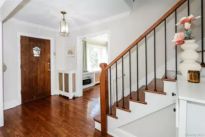 60 Roosevelt Avenue, Glen Head, NY 11545 - Photo 12