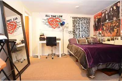 1342 Route 44 #1, Pleasant Valley, NY 12569 - Photo 8