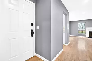 14 Bridle Path Rd, Ossining, NY 10562 - Photo 2