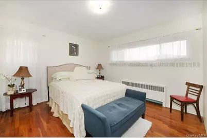 75 Beebe Avenue, Hempstead, NY 11550 - Photo 10