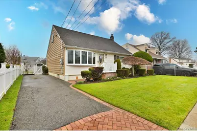 75 Beebe Avenue, Hempstead, NY 11550 - Photo 2