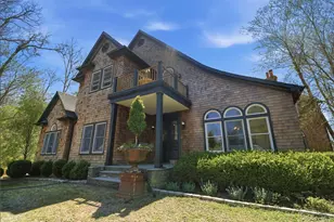 9 Locust Woods Dr, Shelter Island, NY 11964 - Photo 12