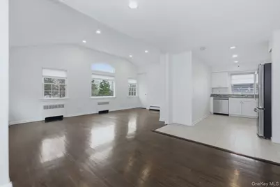 98 Nassau Road #2, Huntington, NY 11743 - Photo 4