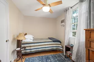 84 Earl St, Westbury, NY 11590 - Photo 18