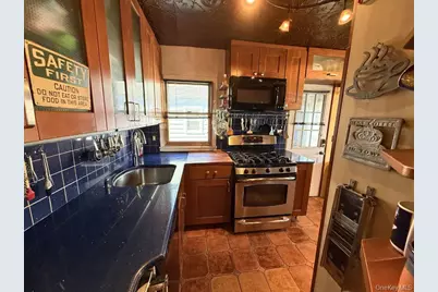 78-36 269th Street, Floral Park, NY 11040 - Photo 4