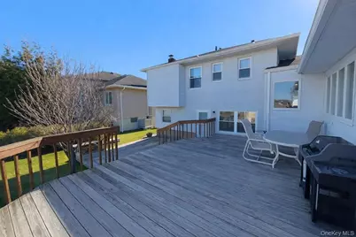 3421 Turf Road, Oceanside, NY 11572 - Photo 2