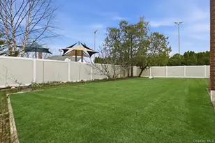 117 Terrace Ave, Floral Park, NY 11001 - Photo 32