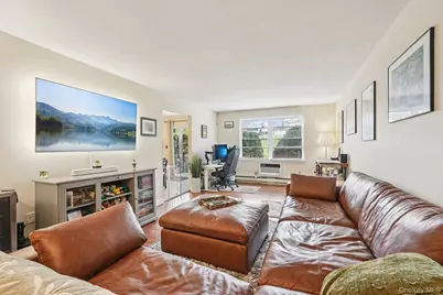 668 Sierra Vista Lane, Valley Cottage, NY 10989 - Photo 8