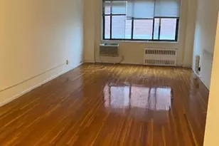 411 Bronx River Rd, Yonkers, NY 10704 - Photo 2